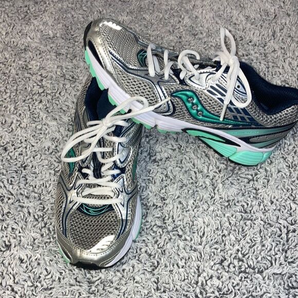 SAUCONY 8.5 Liberate Unisex Running Shoe Silver/Teal - Picture 1 of 11